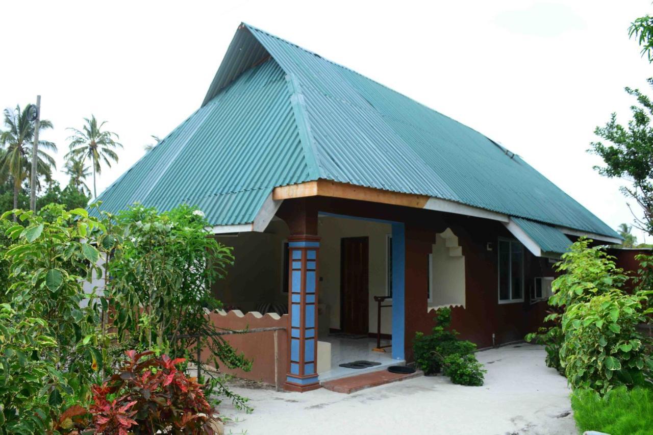 Meremeta Lodge Utende Luaran gambar