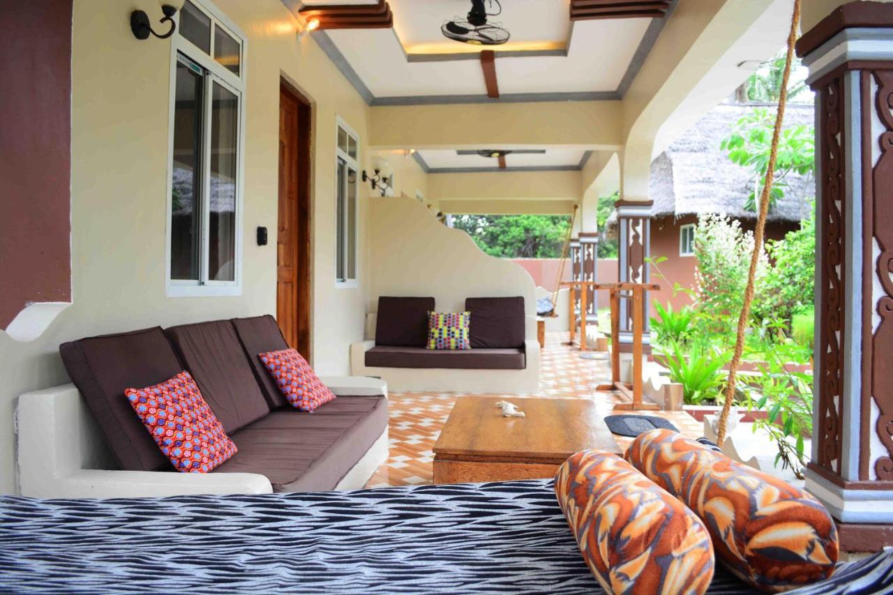 Meremeta Lodge Utende Luaran gambar